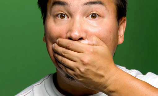 طرق بسيطة لتلافي رائحة الفم في رمضان